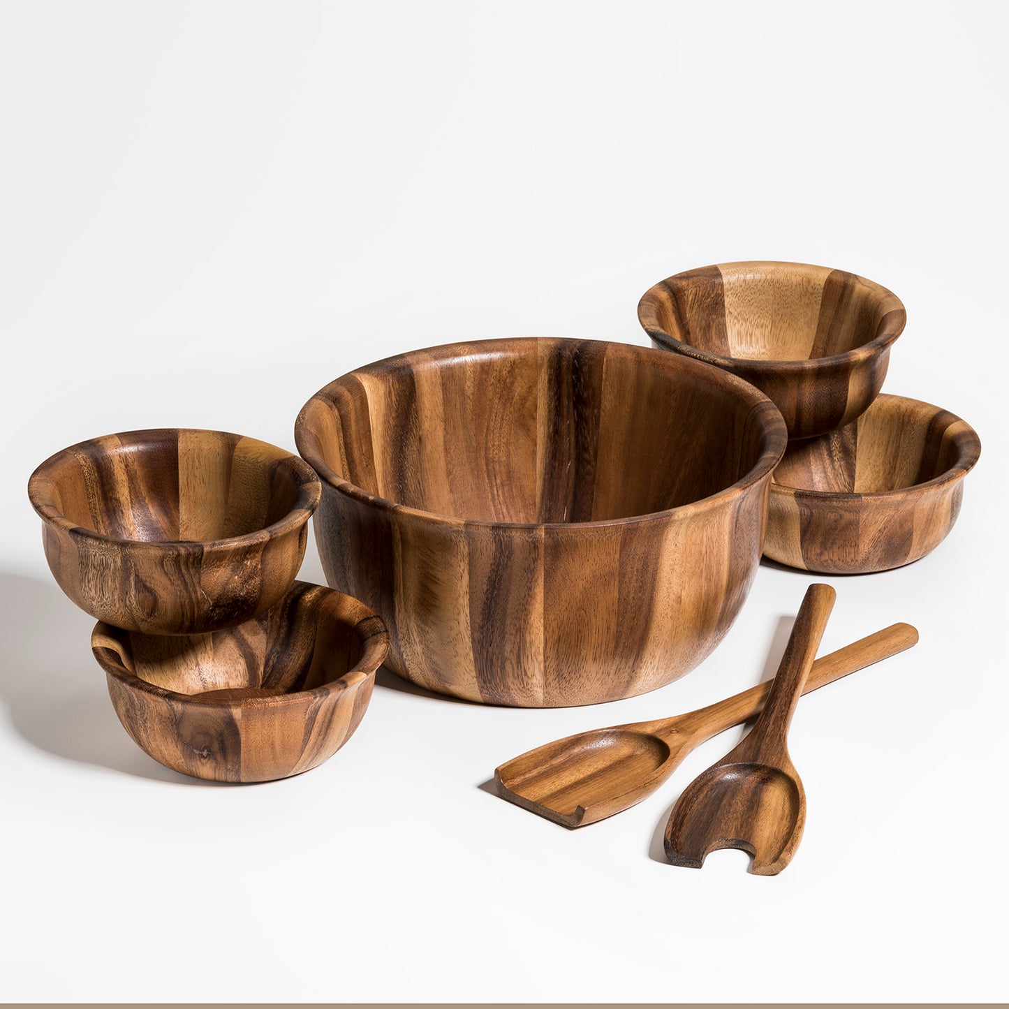 Soro Large Salad Bowl with servers & 4 Individuals